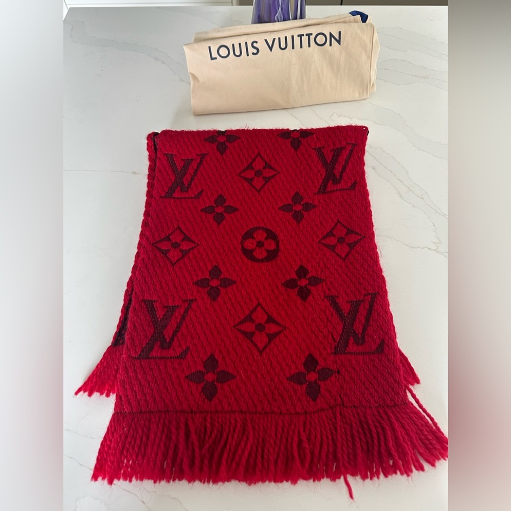 ❤️SOLD❤️Authentic Louis Vuitton scarf